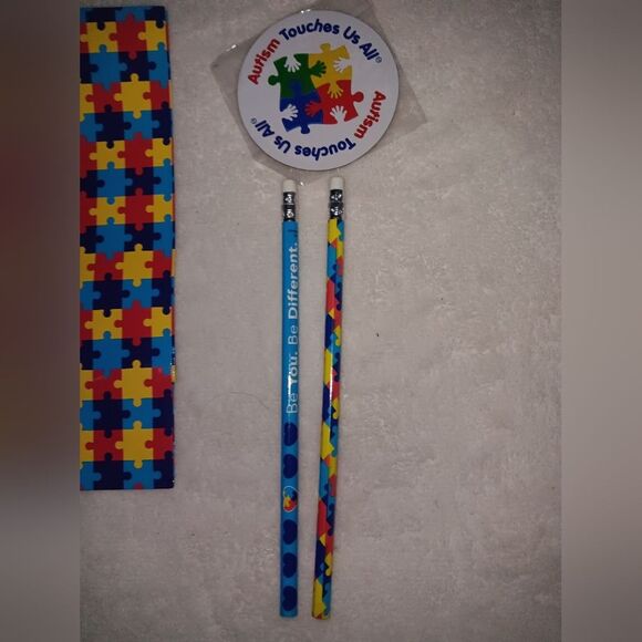 NWOT Autism Themed Gift Set Lot of 8 - Picture 2 of 7